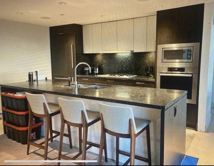 Property Photo: 120 E 4th Street 205 BC V7L 1H6