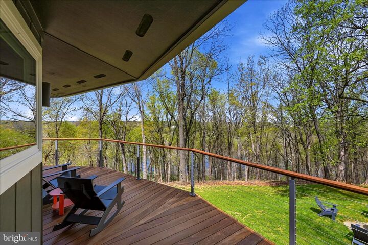 Property Photo: 3784 Calmes Neck Lane VA 22620