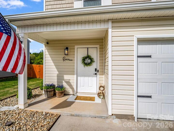 Property Photo:  605 Tacoma Trail  SC 29307 