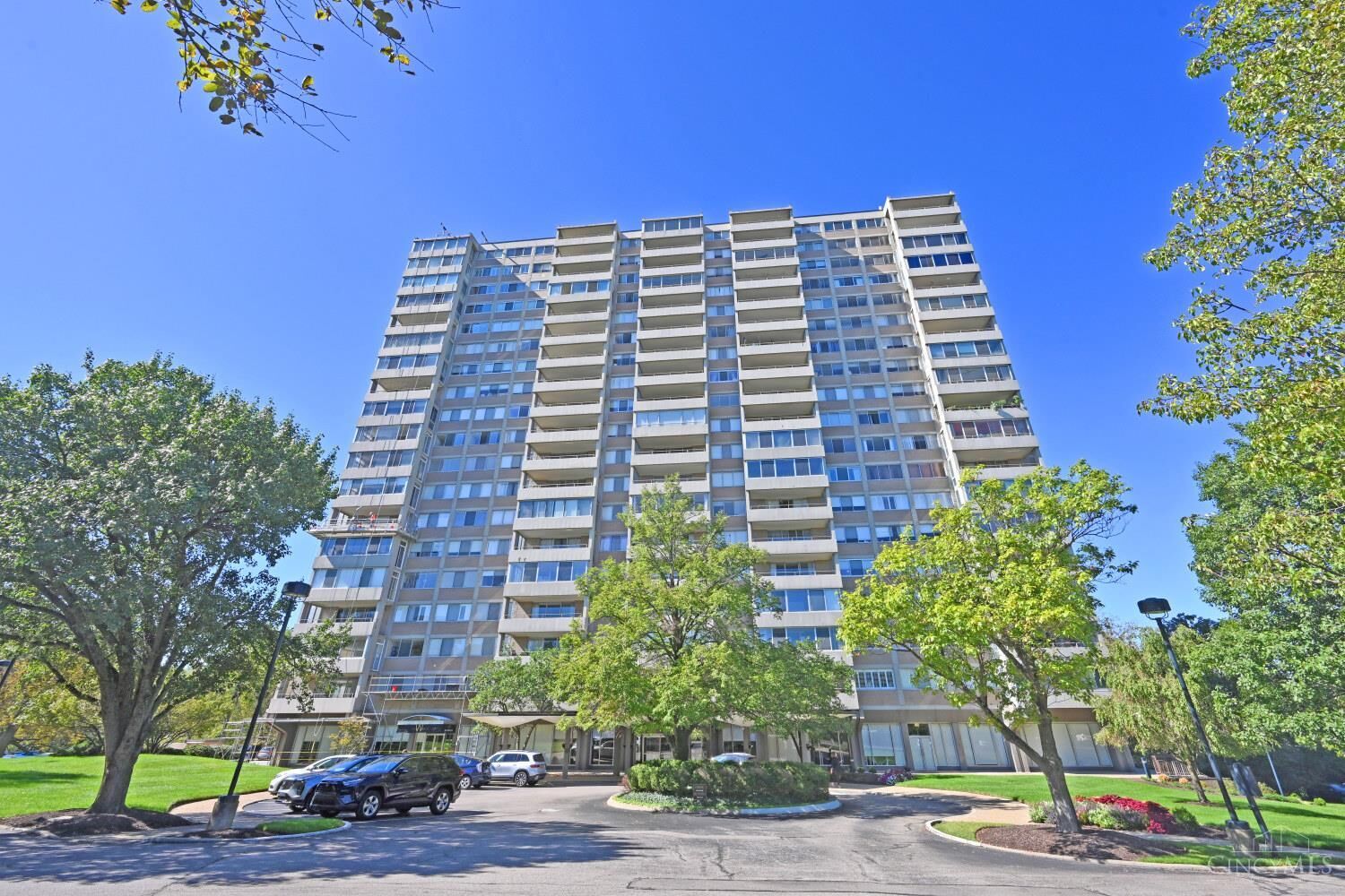 Property Photo: 2324 Madison Road OH 45208