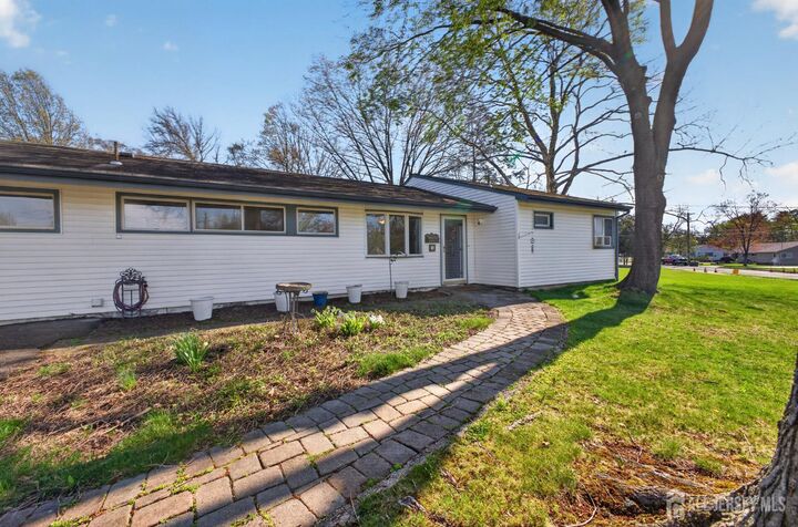 Property Photo:  1 Cambridge Road  NJ 08824 