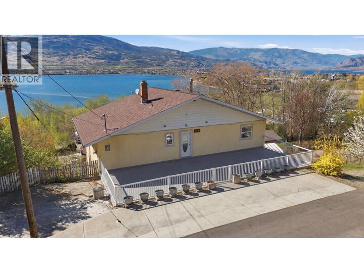Property Photo: 4616 37th Street BC V0H 1V6