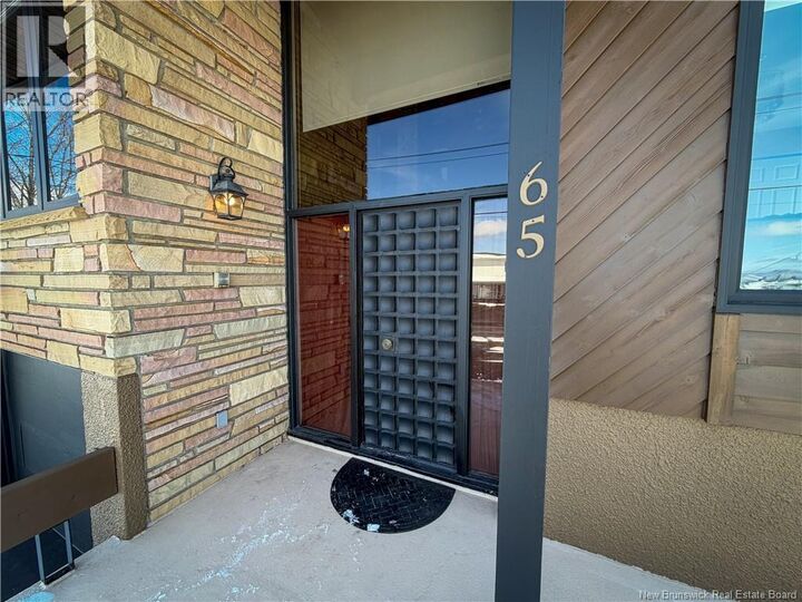 Property Photo:  65 Fairview Street  NB E3N 4N3 