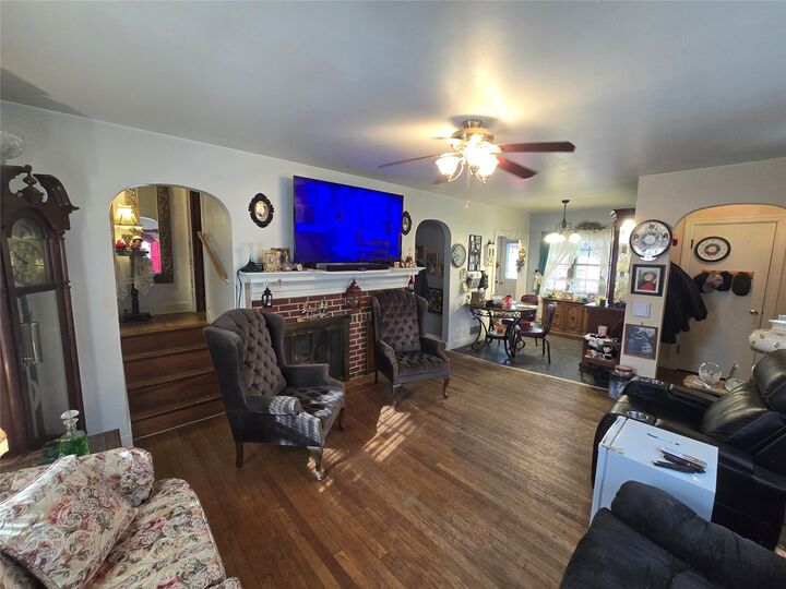 Property Photo:  12452 Gresham Road  PA 16354 