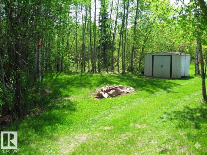 Property Photo: 50124 Range Road 203 AB T0B 4J2