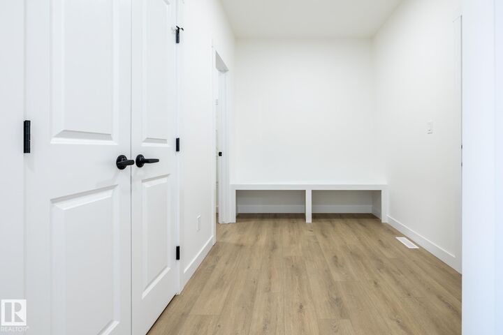 Property Photo: 5221 Schonsee Drive NW AB T5Z 0H4
