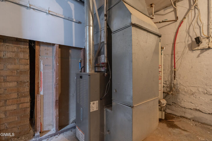 Property Photo:  222 19th Street  ND 58501 