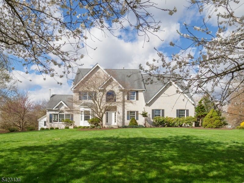 Property Photo:  18 Danberry Drive  NJ 08551 