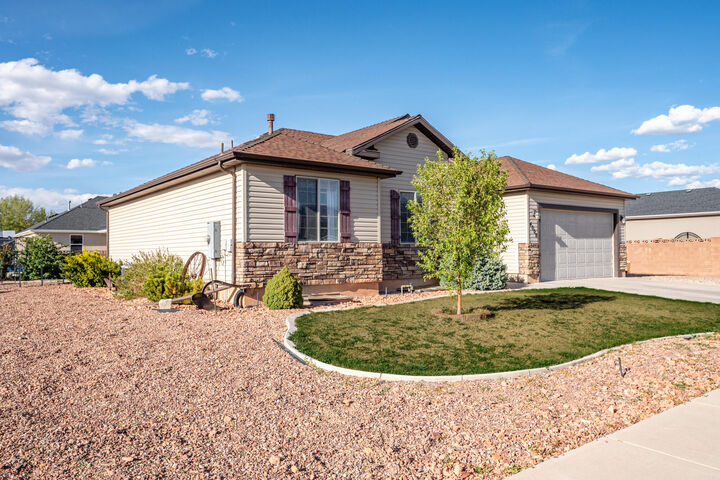 Property Photo:  4008 W 50 S  UT 84720 