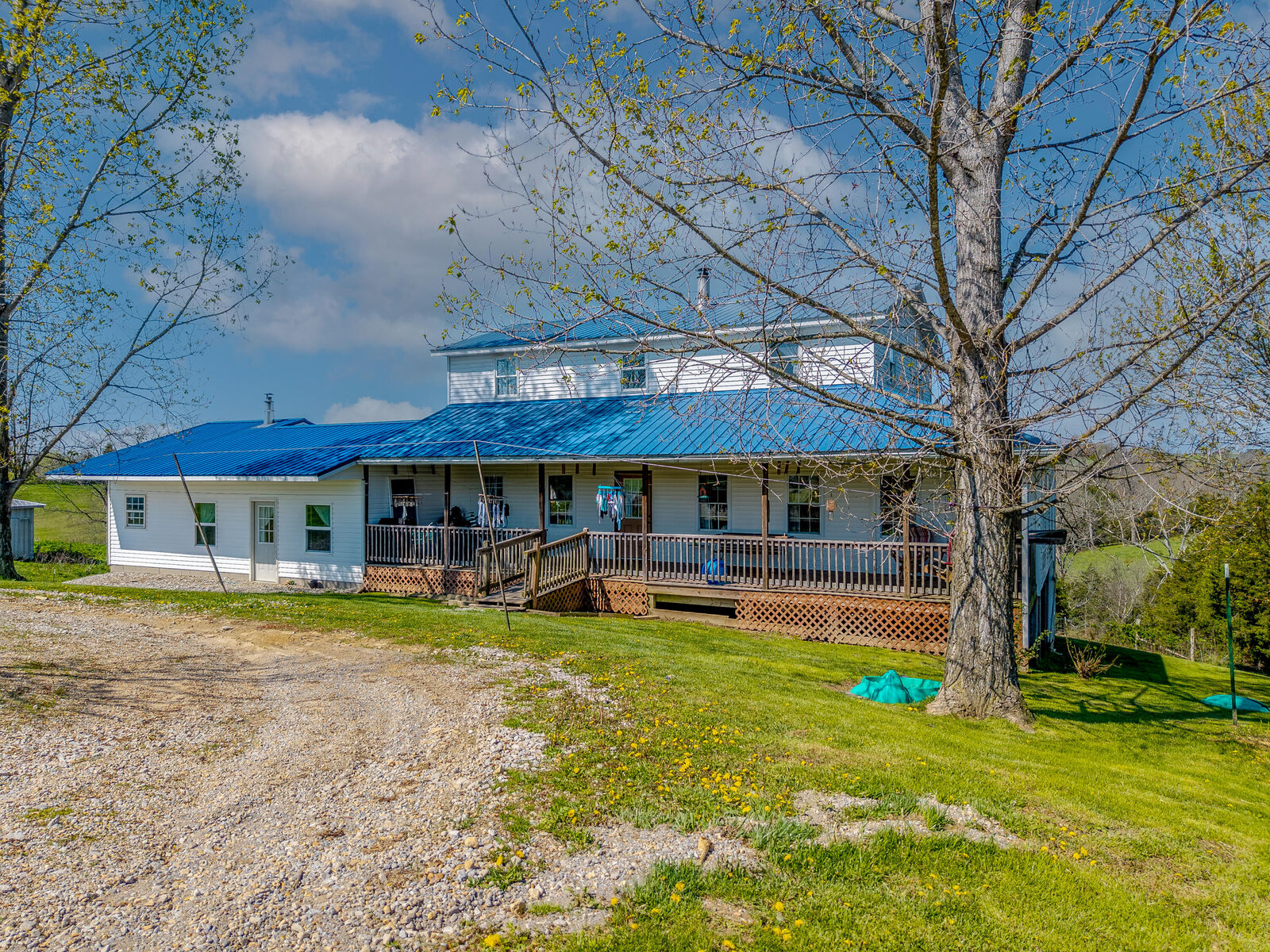 Property Photo: 608 Saunders Lane KY 41049