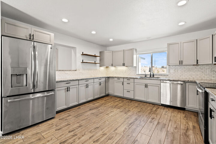 Property Photo:  3665 Stanford Ct  AZ 86406 