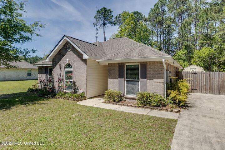 Property Photo:  230 Music Street  MS 39576 