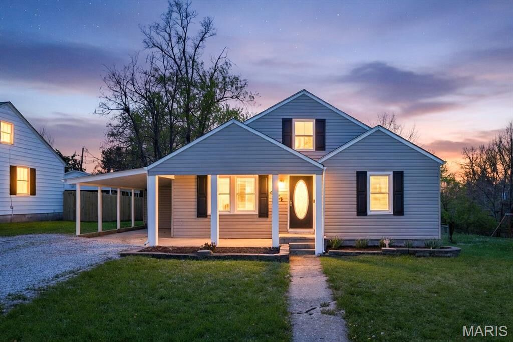 Property Photo:  404 E Lakeview Drive  MO 63383 