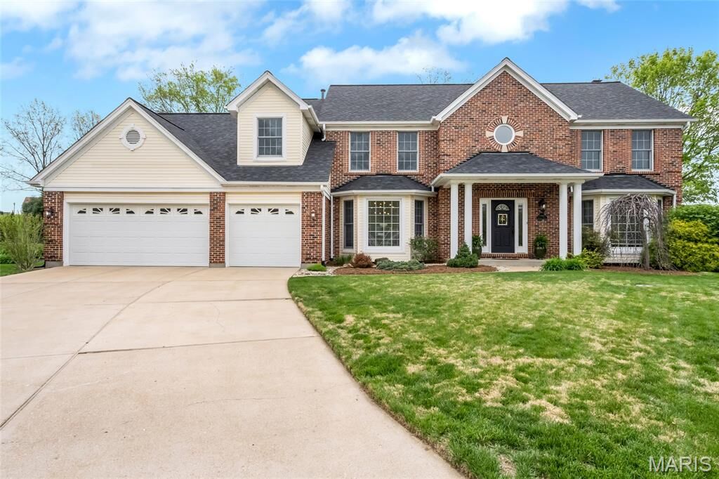 Property Photo: 4900 Karington Place Court MO 63129