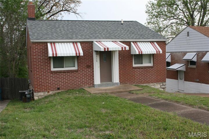 Property Photo:  515 Kingston Drive  MO 63125 