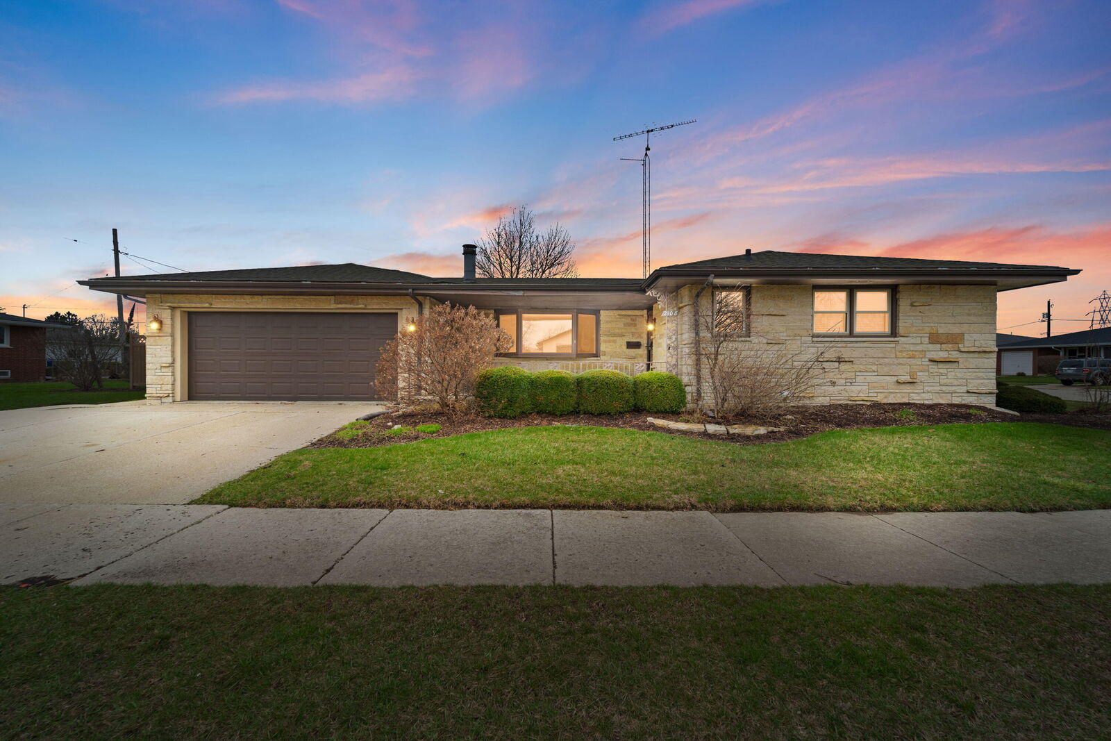 Property Photo:  2108 25th Ave  WI 53140 