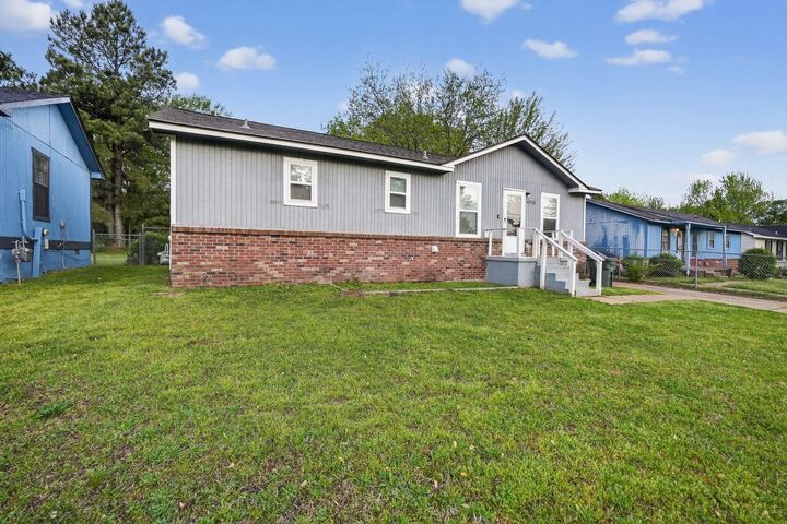 Property Photo:  4725 Lofts Rd  TN 38118 