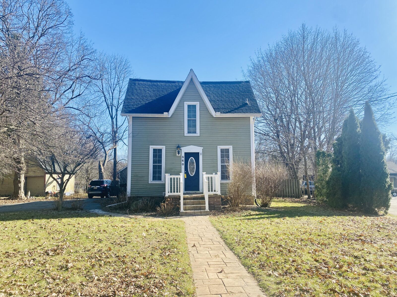 Property Photo:  860 E Michigan Avenue  MI 49068 