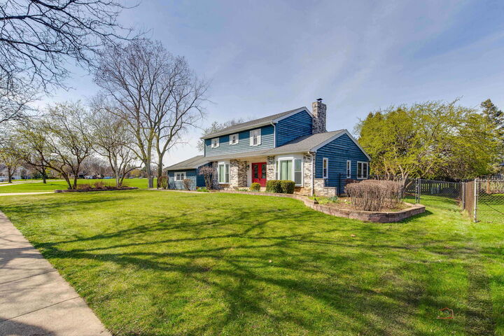 Property Photo:  2326 W Weathersfield Way  IL 60193 