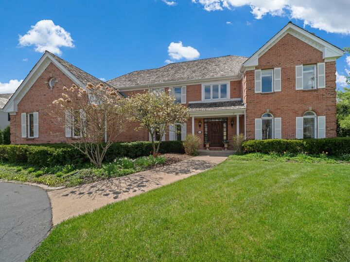 Property Photo:  