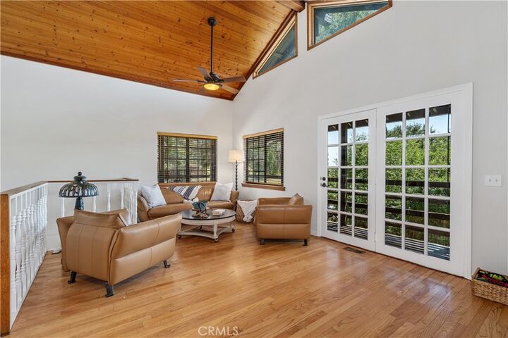 Property Photo: 9201 Grundy Lane CA 91311