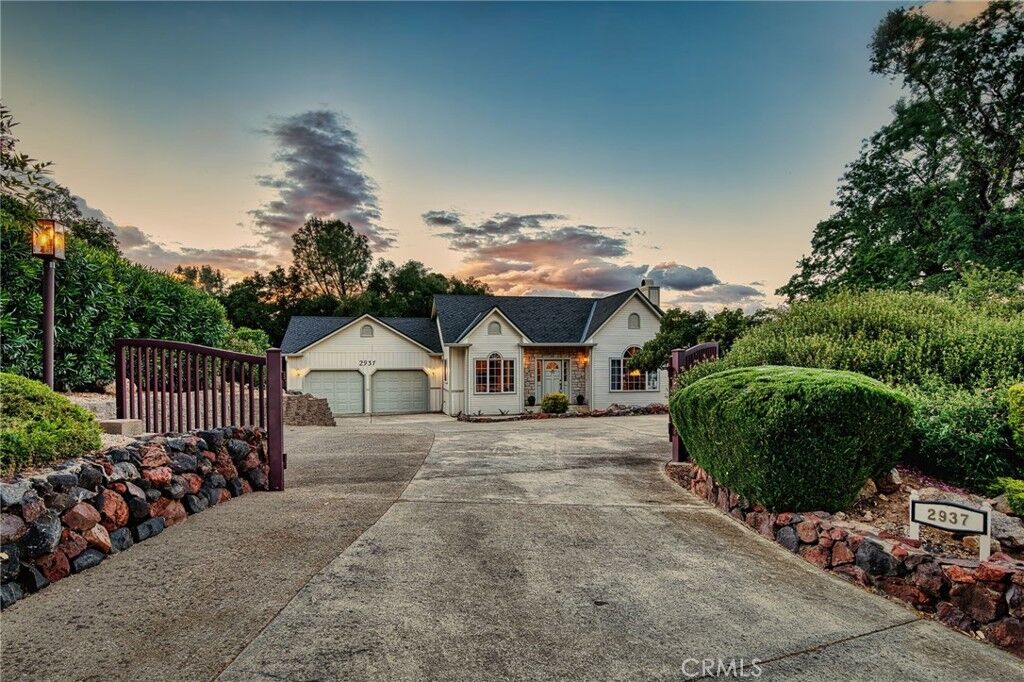 Property Photo:  2937 Crystal Drive  CA 95451 