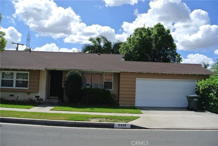 Property Photo: 6460 Dos Rios CA 90240