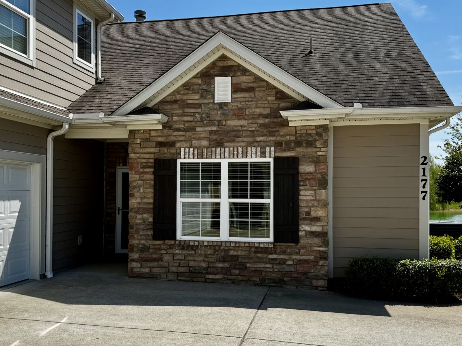 Property Photo:  2177 Stonecenter Ln  TN 37128 