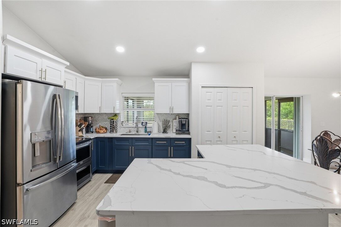 Property Photo: 1108 Plumosa Avenue FL 33972