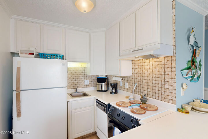 Property Photo:  2264 New River Inlet Road Unit 309  NC 28460 