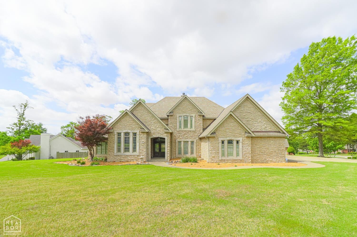 Property Photo:  401 Huntcliff Drive  AR 72404 