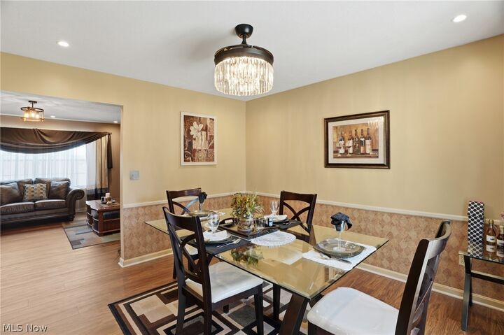 Property Photo:  45 Oak Circle  WV 26101 