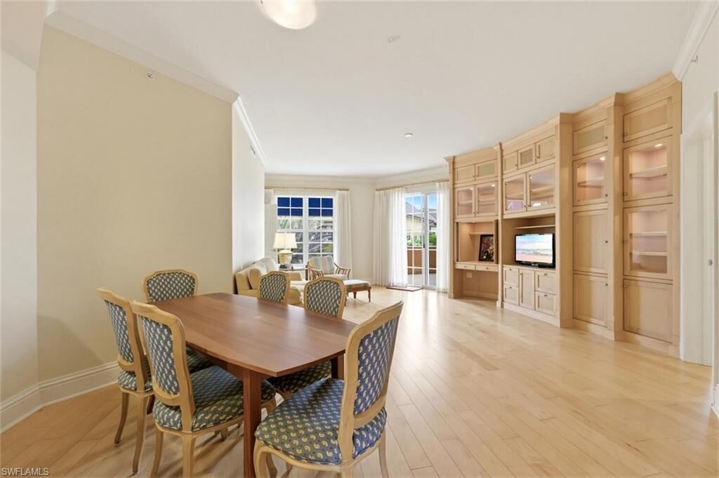 Property Photo: 5068 Annunciation Cir 4310 FL 34142