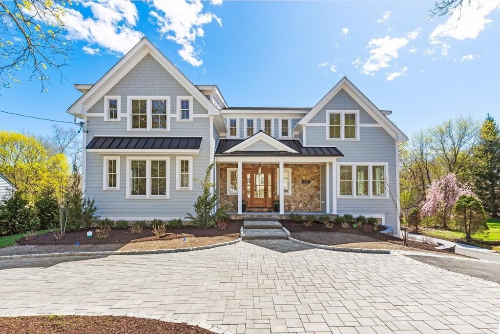 Property Photo:  320 Concord Avenue  MA 02421 