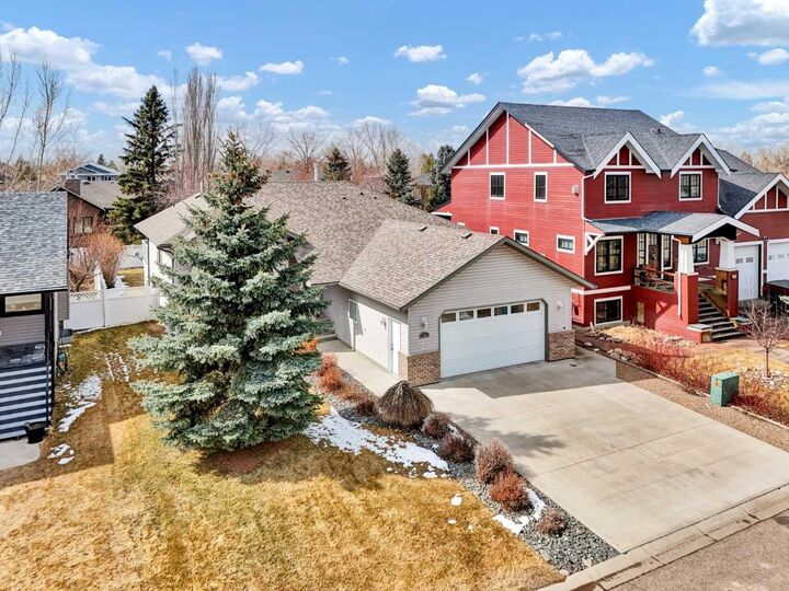 Property Photo: 99 Greystone Close AB T1R 1M1