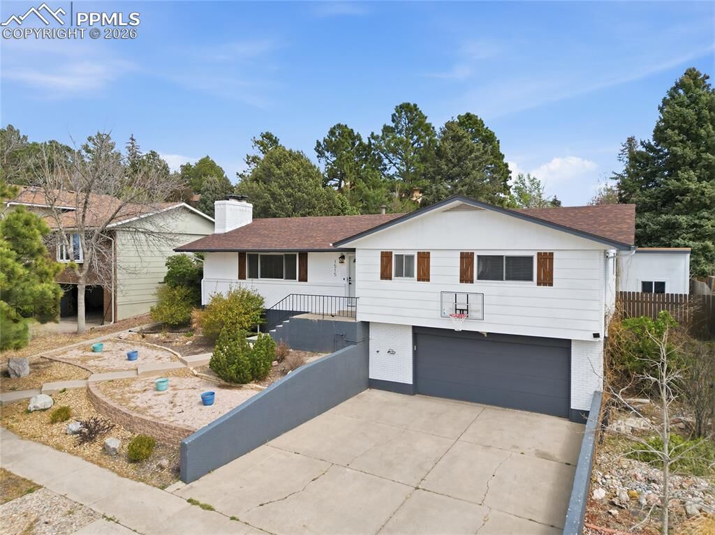 Property Photo:  1515 Lehmberg Boulevard  CO 80915 