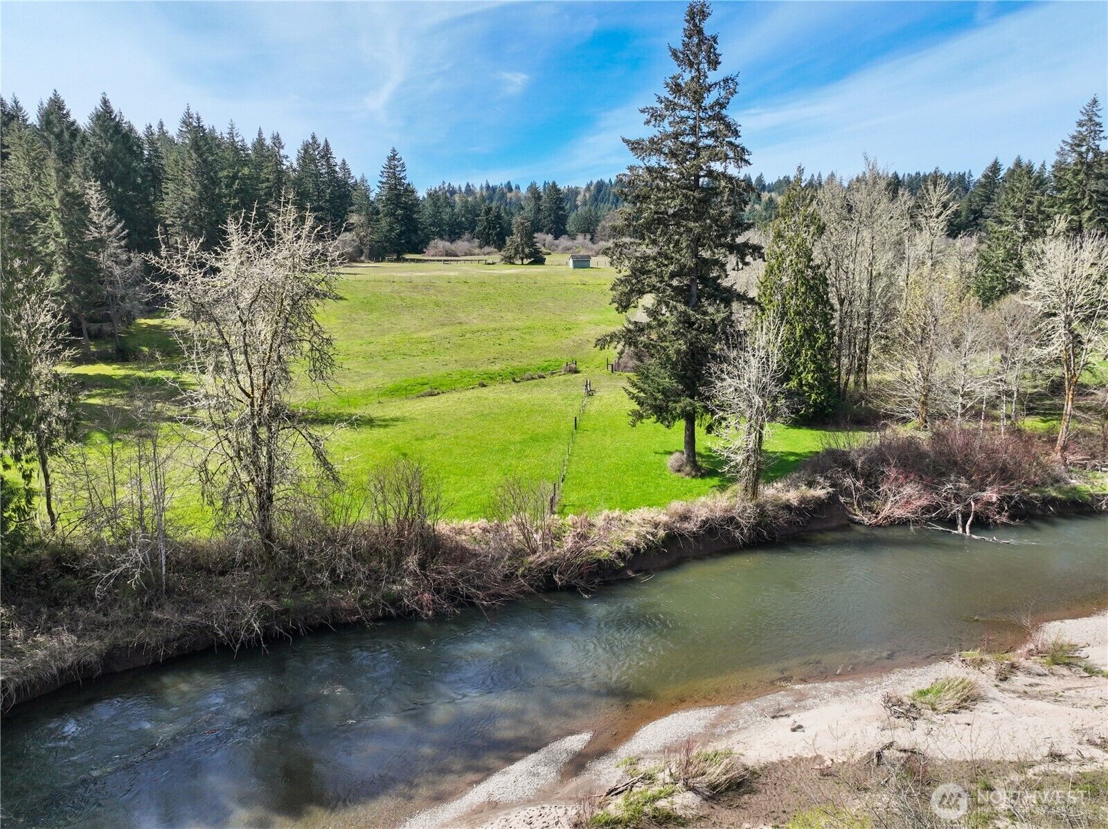 Property Photo: 9842 Rich Road SE WA 98501