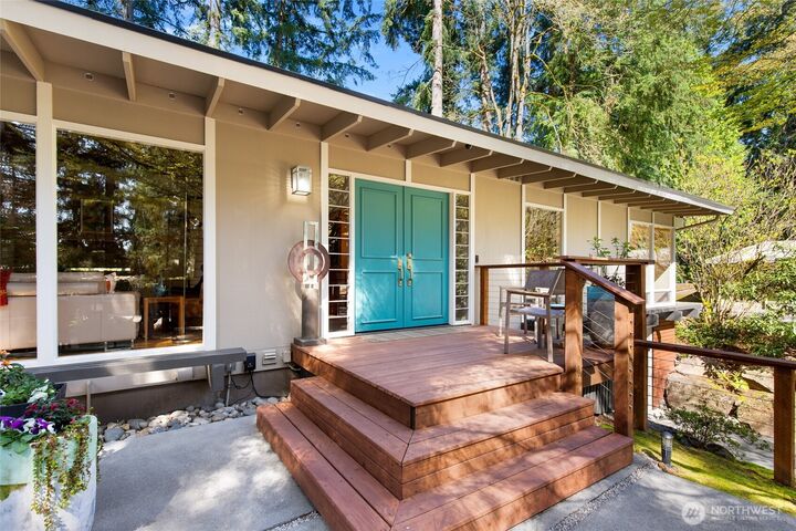 Property Photo: 7439 NE 123rd Place WA 98034