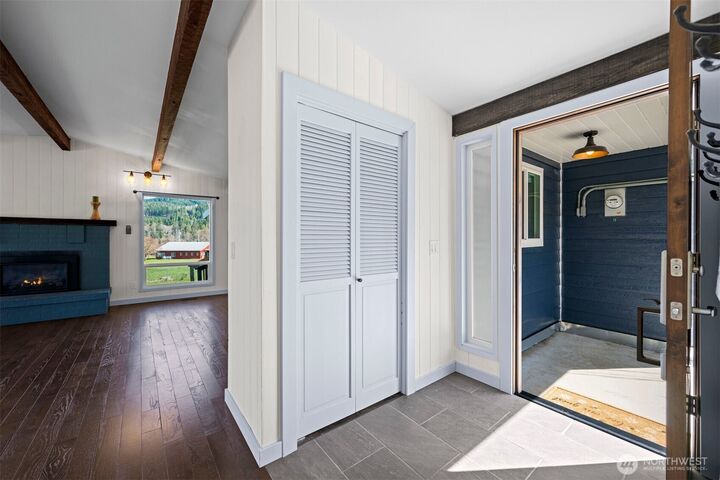 Property Photo:  36422 SE 56th Street  WA 98024 