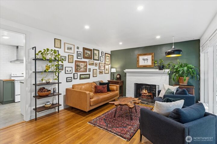 Property Photo:  3008 NE 178th Street  WA 98155 