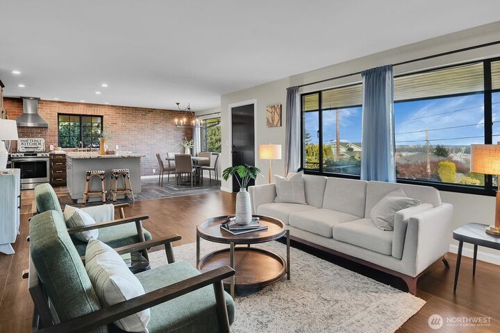 Property Photo:  3719  38th Avenue SW  WA 98126 