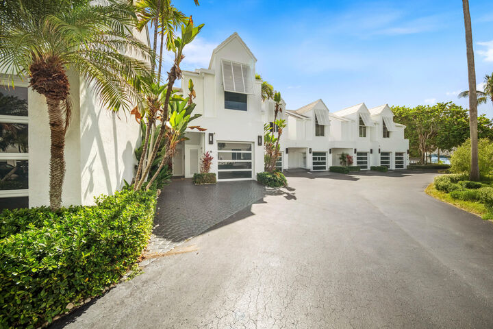 Property Photo:  2115 S Ocean Boulevard 12  FL 33483 