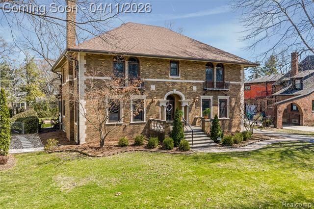 Property Photo: 630 Lakepointe Street MI 48230