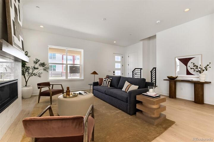 Property Photo:  980 Promenade Drive  CO 80027 