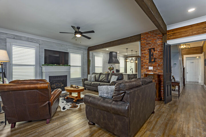 Property Photo: 280 Main Street TN 37321