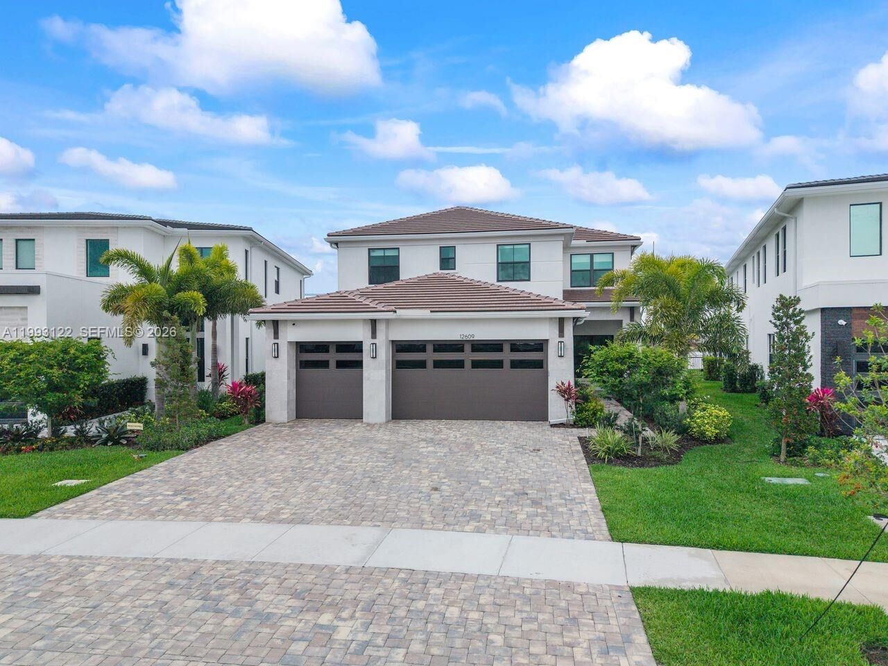 Property Photo:  12609 Solana Bay Cir  FL 33412 