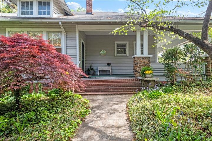 Property Photo: 1563 W Northwest Boulevard NC 27104