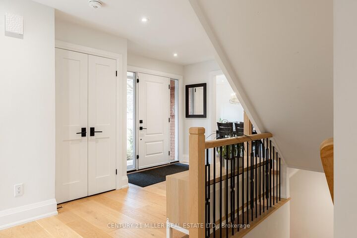 Property Photo:  511 Coleen Drive  ON L6J 6A4 