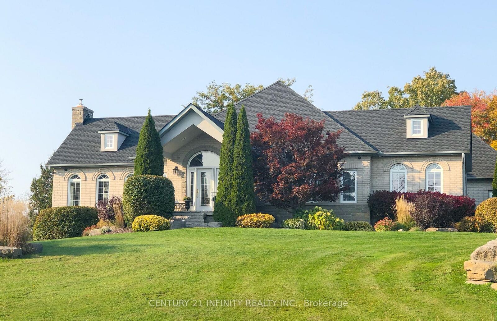 Photo de la propriété: 1501 Kodiak Street ON L1Y 1A8