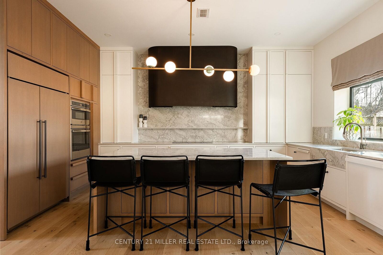 Photo de la propriété: 1187 Sarta Road ON L6L 2P4